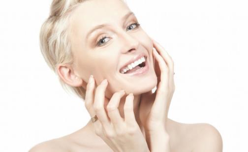 冬季也能敷柠檬面膜美白 柠檬混色什么材料美白效果好