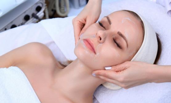 日常如何美白效果好 自制美白产品让你白的更安心-八福集