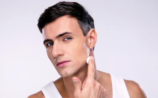 男士也需要护肤 男士护肤需要注意温和清洁-八福集