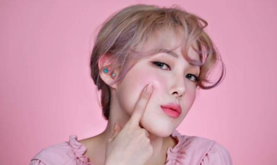 怎么对症解决脱妆问题方法 防脱妆小技巧分享-八福集