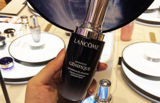 兰蔻小黑瓶100ml能用几个月 兰蔻小黑瓶是精华吗-八福集