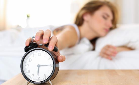 睡眠不足为什么会发胖 睡眠不足让你更渴望获得高卡路里-八福集