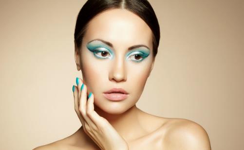 单眼皮小眼睛怎么办 教你画出迷人闪电大眼-八福集