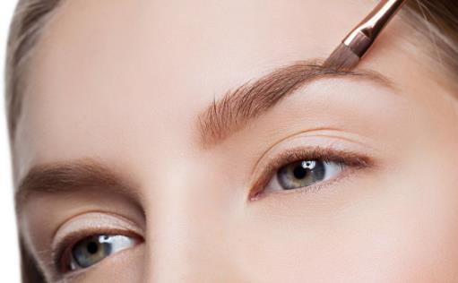 化妆一定要学会画眉毛 如何画出自然眉毛