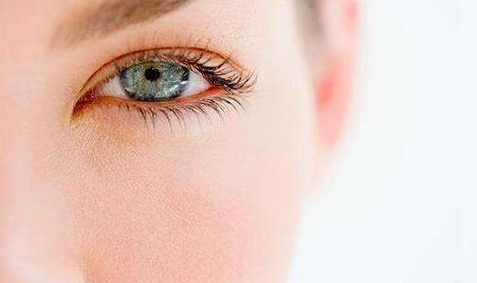 做埋线双眼皮有什么坏处-八福集