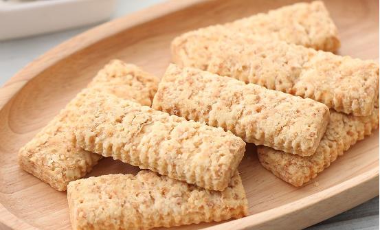 吃代餐饼干减肥的真相 代餐饼干来辅助减肥的方法-八福集