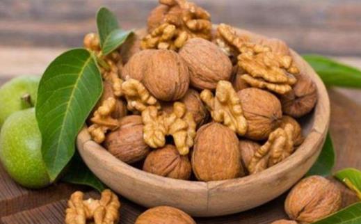 告诉你5个丰胸好习惯 让您吃出傲人身材的丰胸食谱