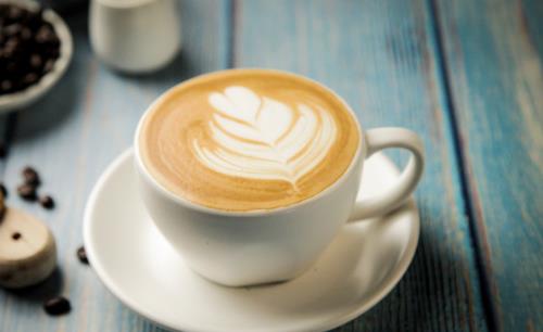 3杯咖啡就缩小胸部 细数关于乳房的爱恨食物-八福集