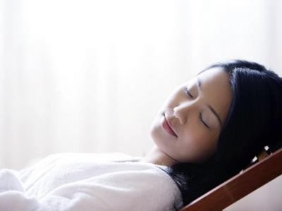 女人做点痣凹坑修复小妙招-八福集