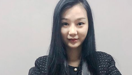 为什么理发店吹头发就不毛躁(头发毛躁洗直还是软化)-八福集