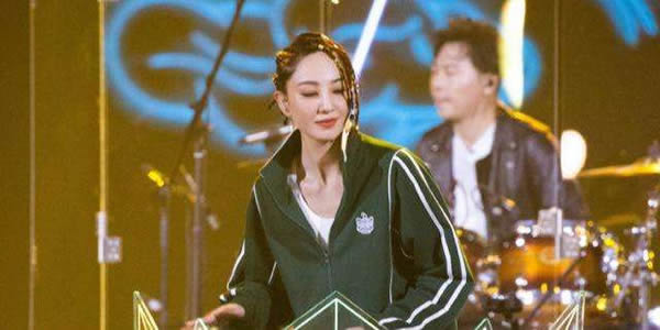英皇娱乐旗下艺人名单-八福集