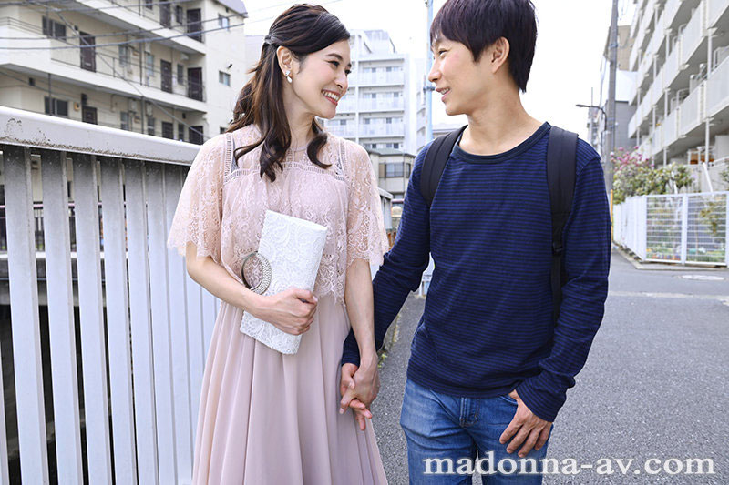 「毕业典礼之后,继母送给长大成人的礼物」系列作品推荐介绍及封面预览