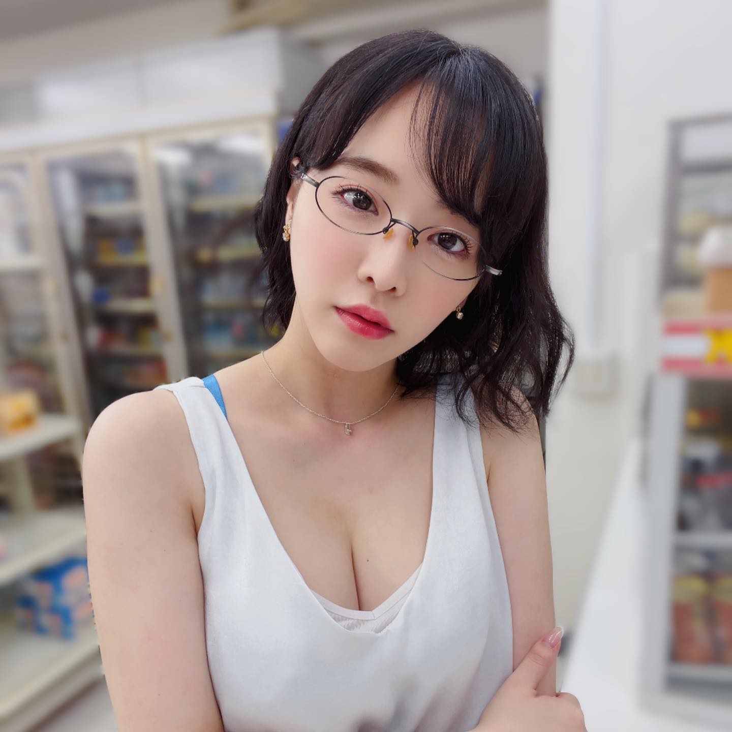 白虎女神《三宫椿》精选品番作品推荐及预览-八福集