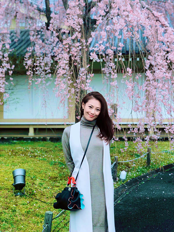 《多田有花》个人简历及代表作作品推荐介绍预览-八福集